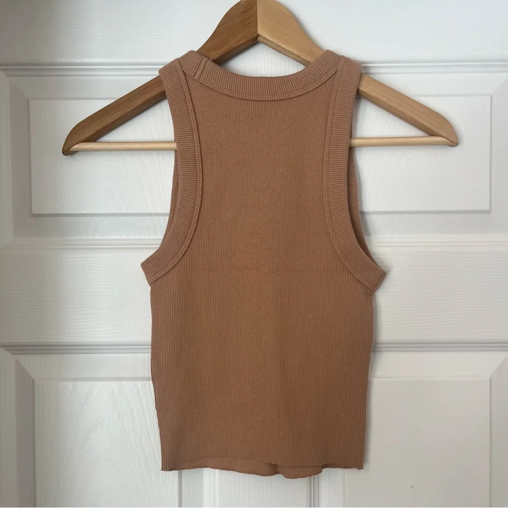 Tan Ribbed Tank Top - Picture 2 of 8